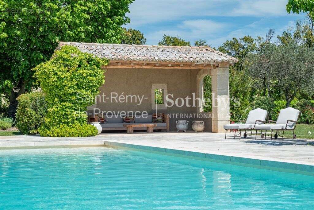 Maison à MAUSSANE-LES-ALPILLES