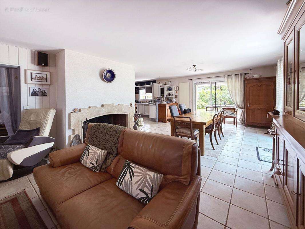 Maison 7 pièce(s) 160 m2, 5 chambres, 56470 Saint-Philibert - photo 4