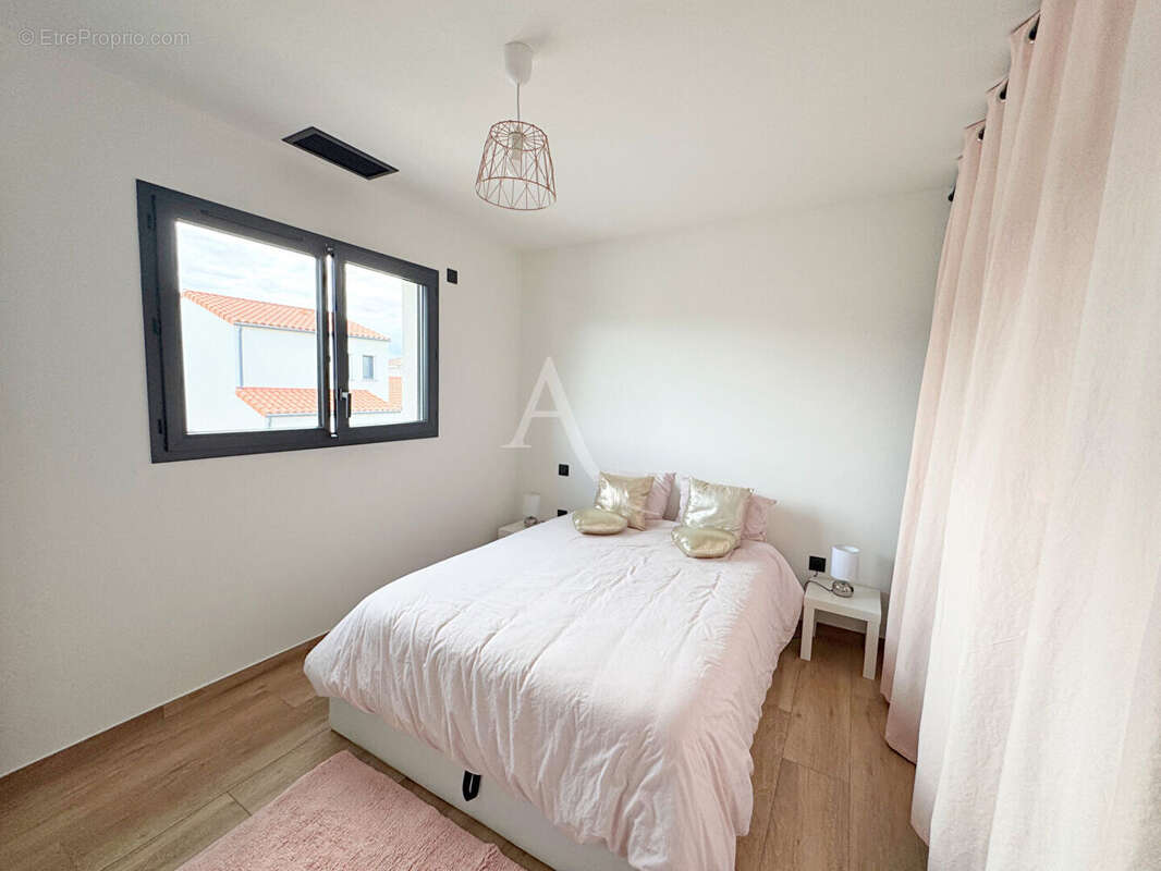 Maison à VILLELONGUE-DE-LA-SALANQUE