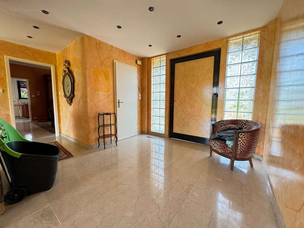 Propriété avec étangs, maison de plain pied au cœur de 3 hectares - photo 4