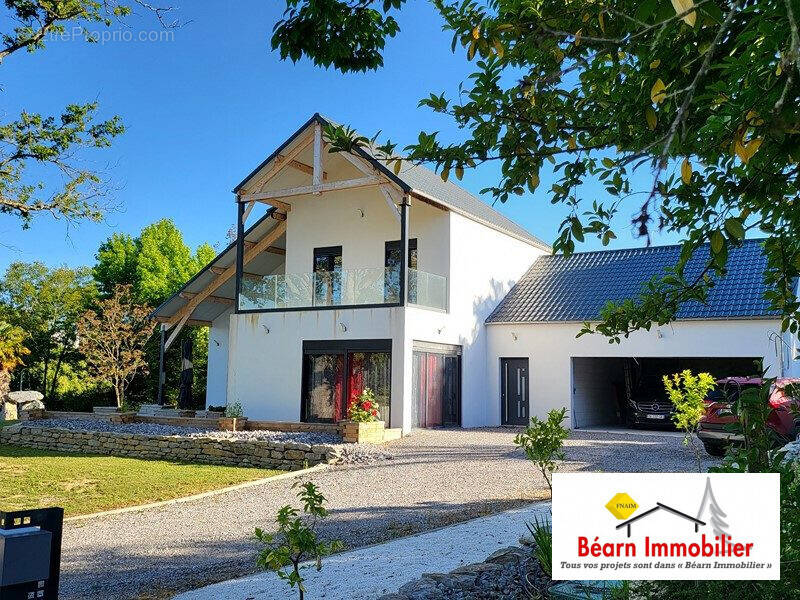 Maison à SALIES-DE-BEARN