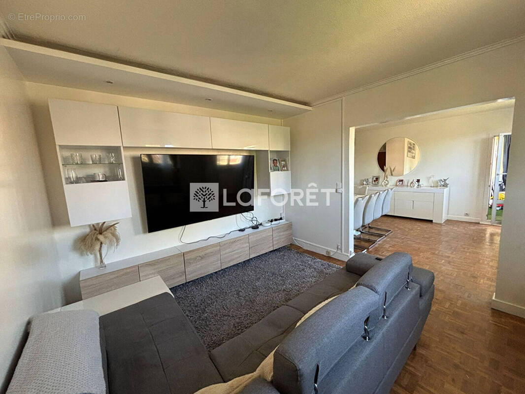 Appartement à VILLIERS-LE-BEL