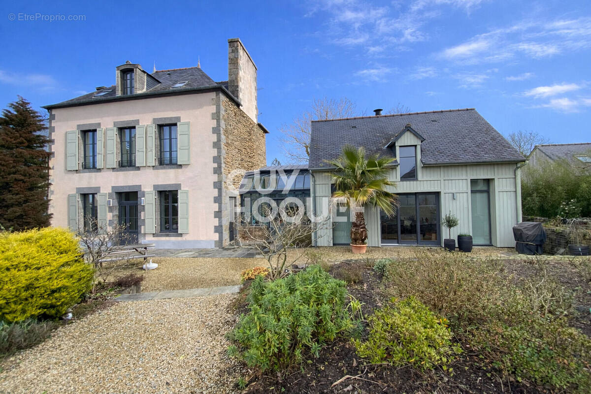 Maison à LA VILLE-ES-NONAIS