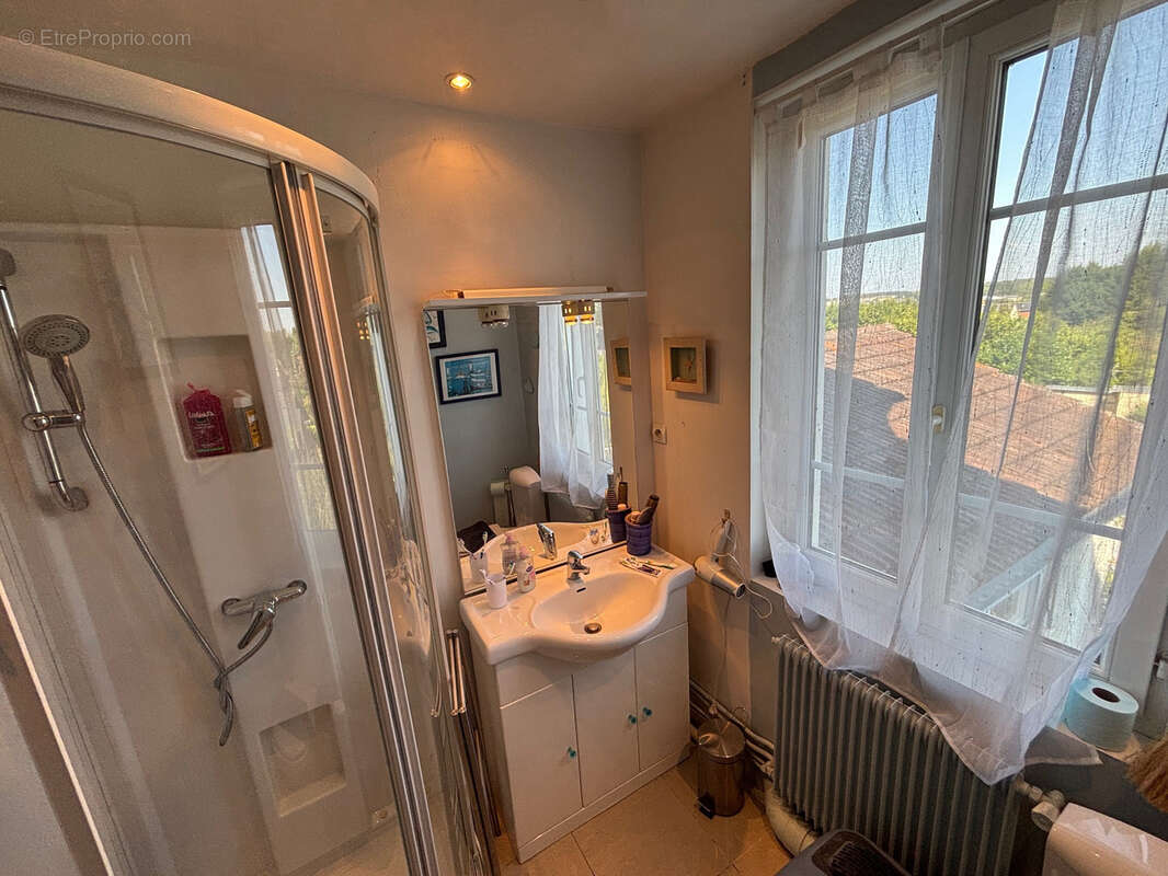 Prorpiete 6 chambres - photo 14