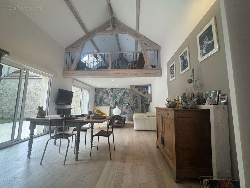 Maison à BETHISY-SAINT-PIERRE