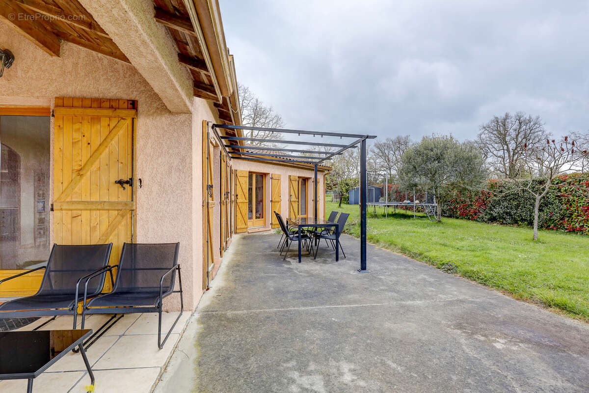 Maison à SAINT-PAUL-CAP-DE-JOUX