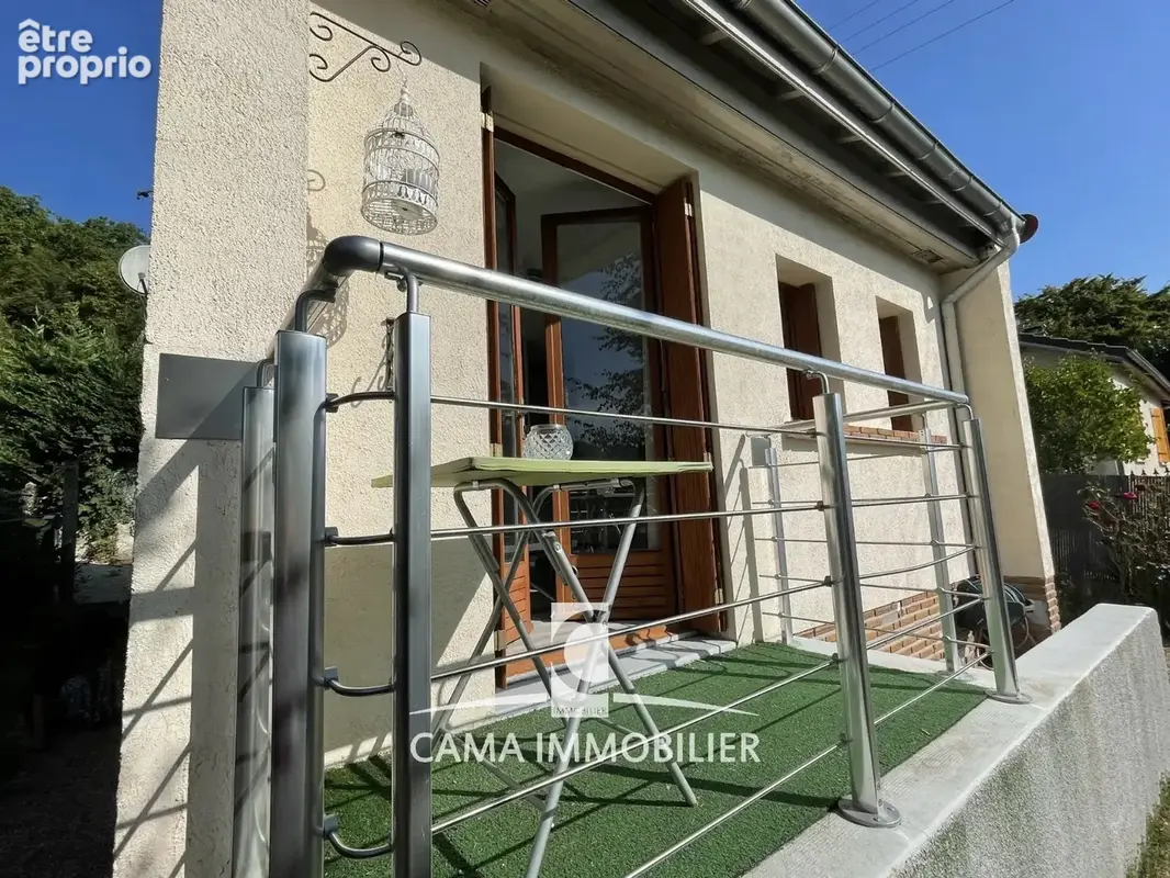 Coup de coeur pour cette petite maison individuelle à Buc sur un terrain entirement clos avec emplacement pour - photo 13