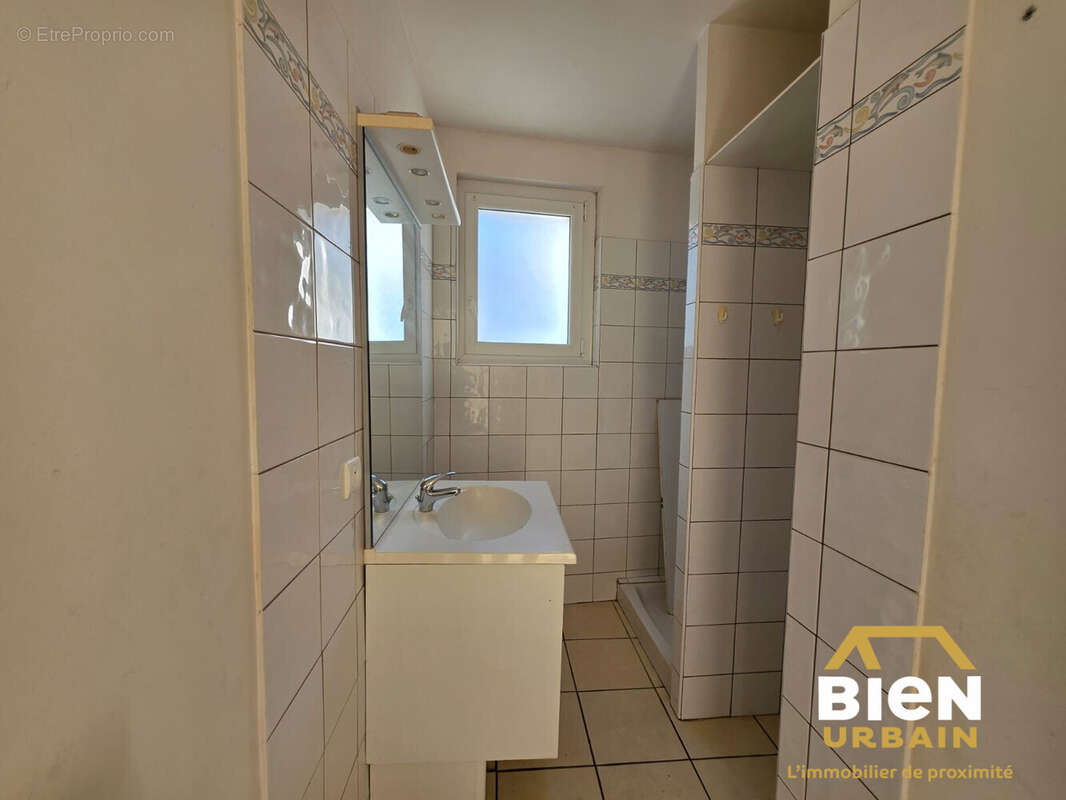 Maison à BELLEGARDE