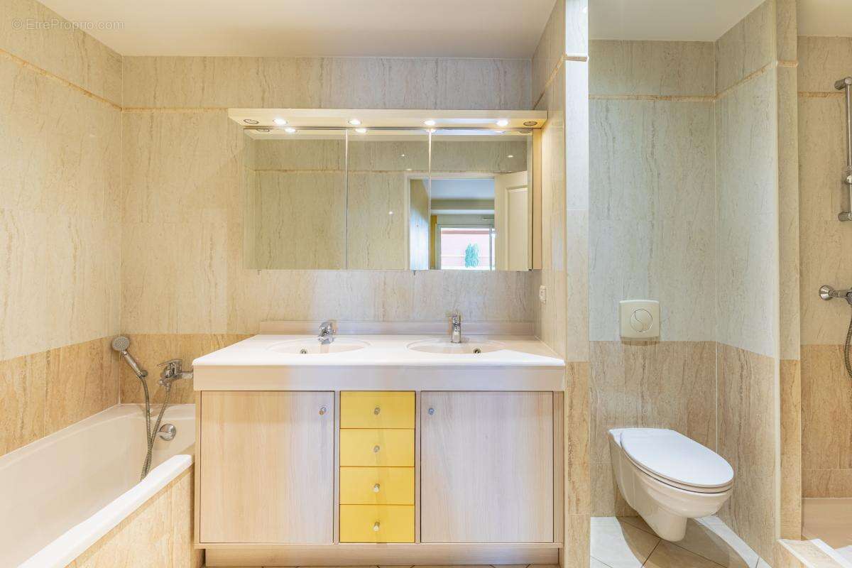 Appartement à SANARY-SUR-MER