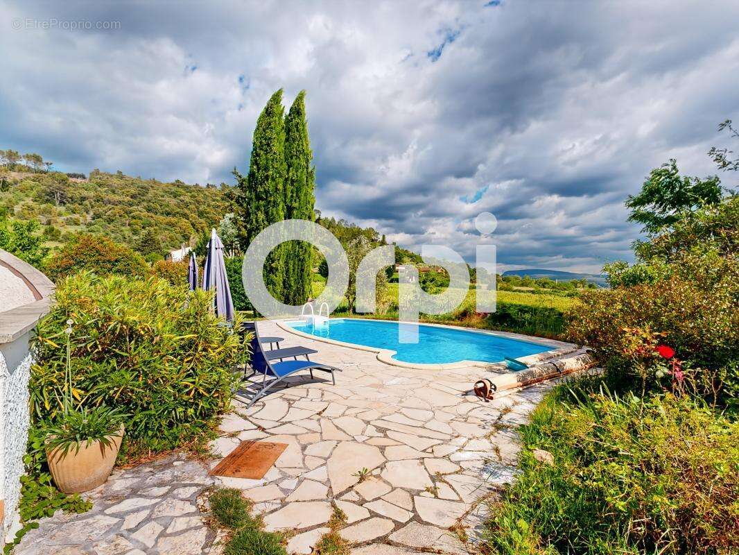 Maison à VALLON-PONT-D&#039;ARC