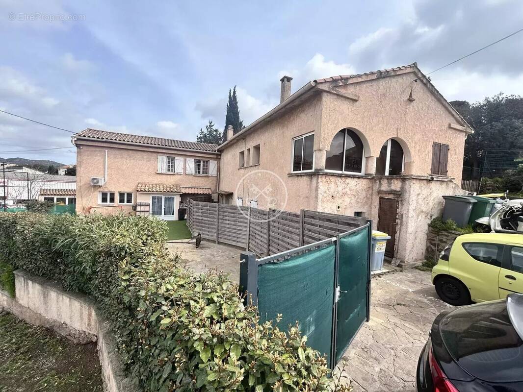 Appartement à SAINT-RAPHAEL