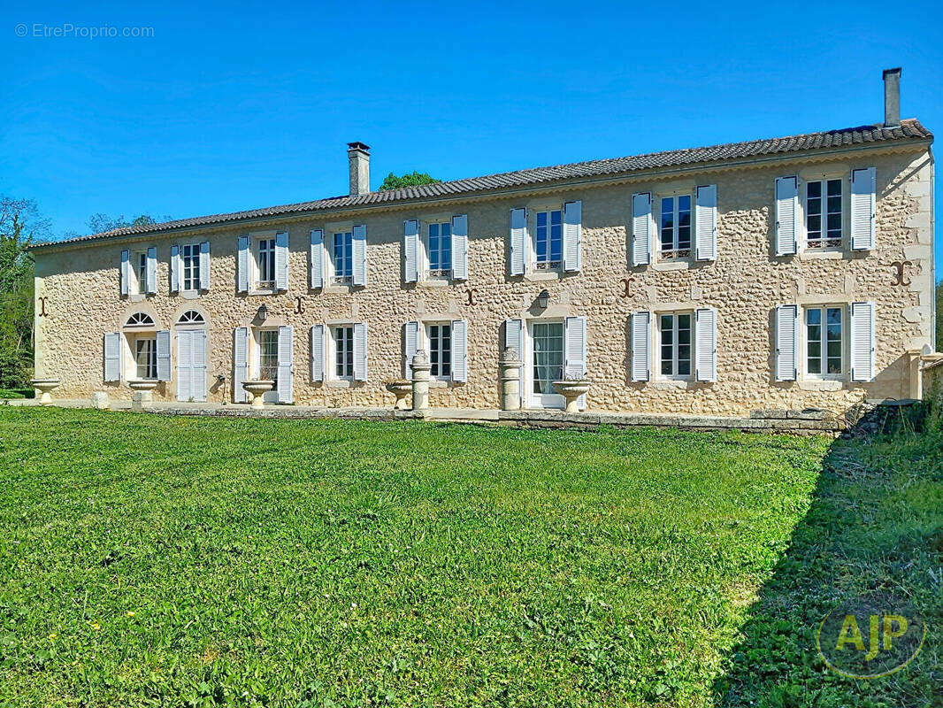 Maison à CISSAC-MEDOC