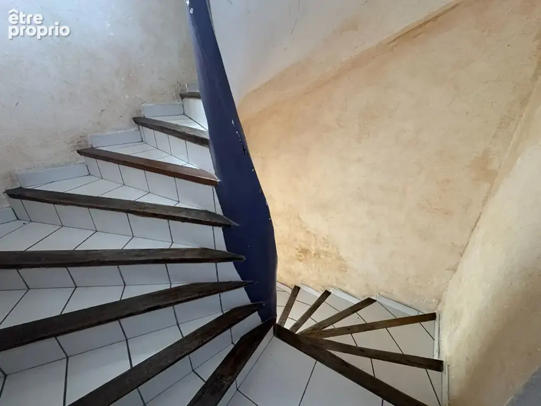 Immeuble de rapport 242m² à saint-étienne-les-orgues - photo 8