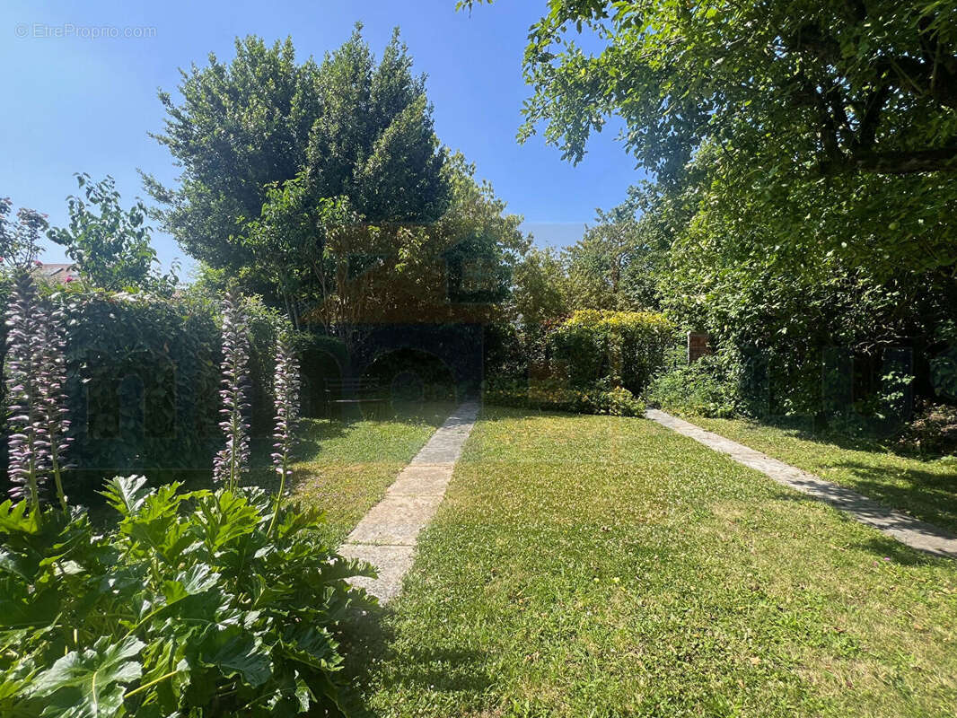 Maison à BOIS-D&#039;ARCY