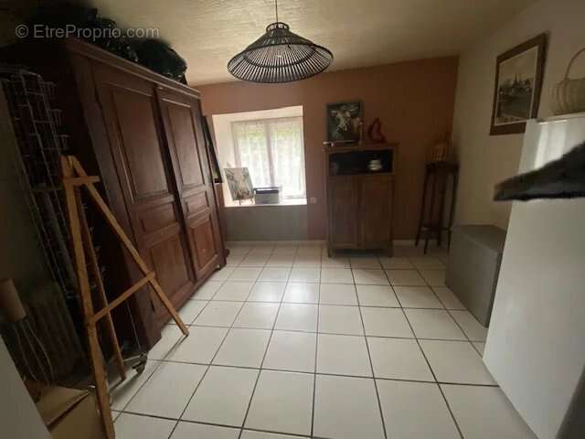 Maison à LA TOUR-D'AUVERGNE