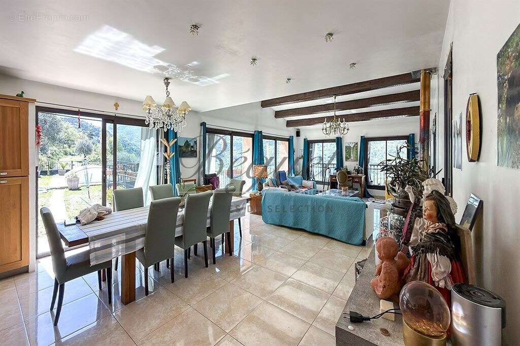 Maison à SOSPEL