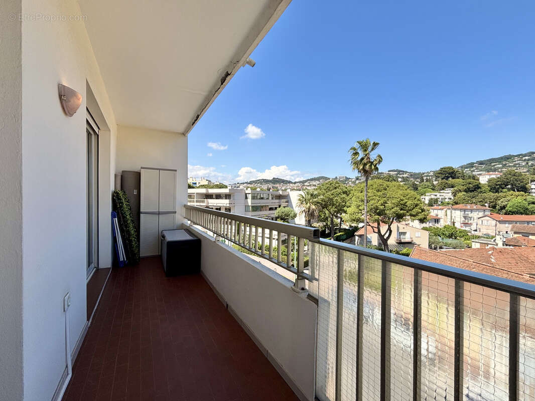 Appartement à LE CANNET