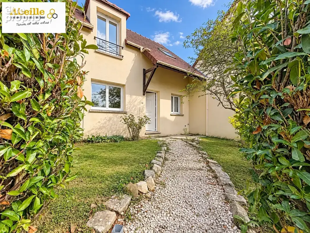 Photo Maison à Saint-Cheron au prix de 239 000€