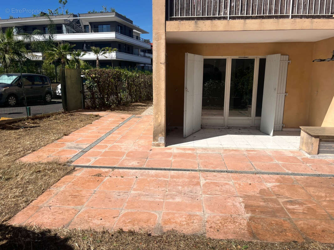 Appartement à VILLENEUVE-LOUBET