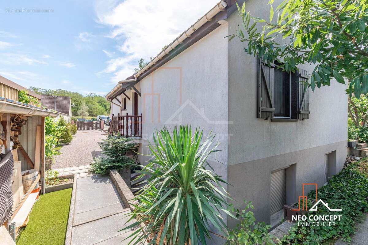 Maison familiale 124 m² habitables – 149 m² au sol – Terrain de 7,16 ares - photo 18