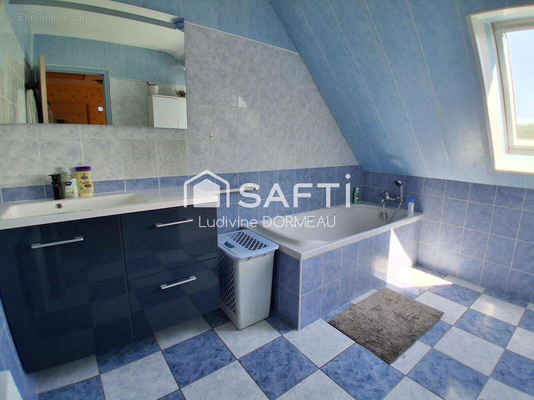 Photo 8 - Maison à CALLAC