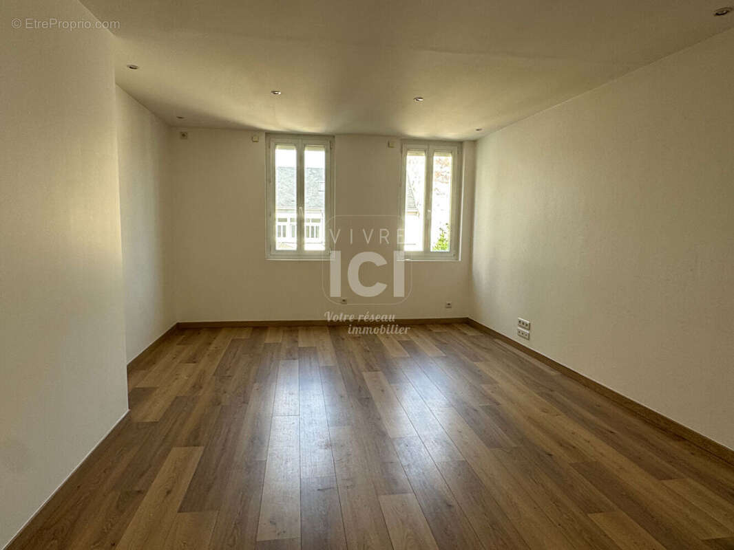 Appartement Saumur 3 pièce(s) 69.57 m2 - photo 4