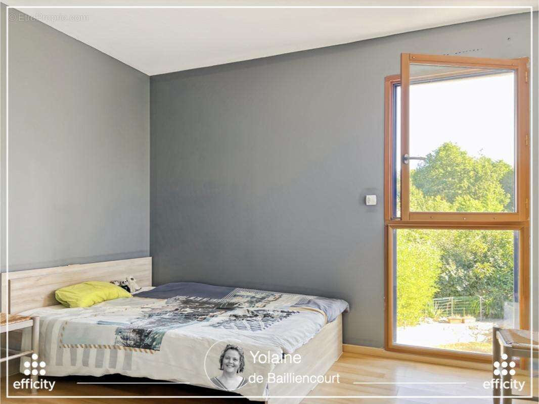 Maison 210 m² à Vitre  - photo 14
