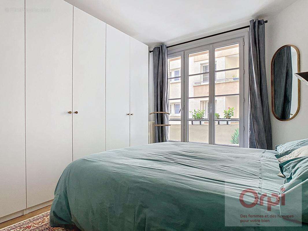Appartement à ISSY-LES-MOULINEAUX