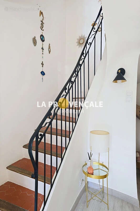 Maison à CADOLIVE