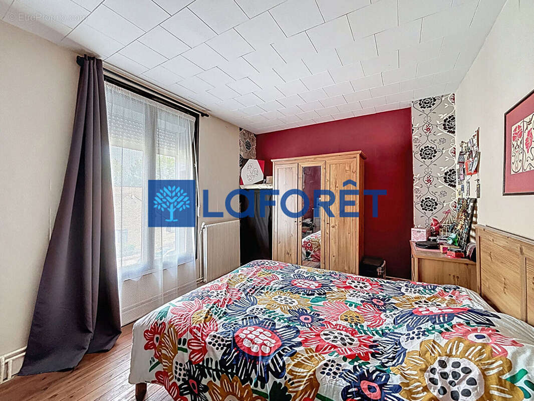 Maison à SAINT-AMAND-LES-EAUX