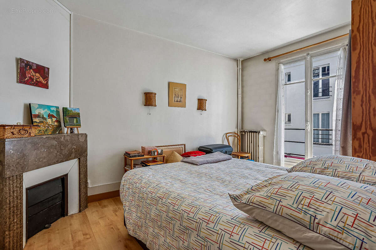 Appartement à PARIS-20E