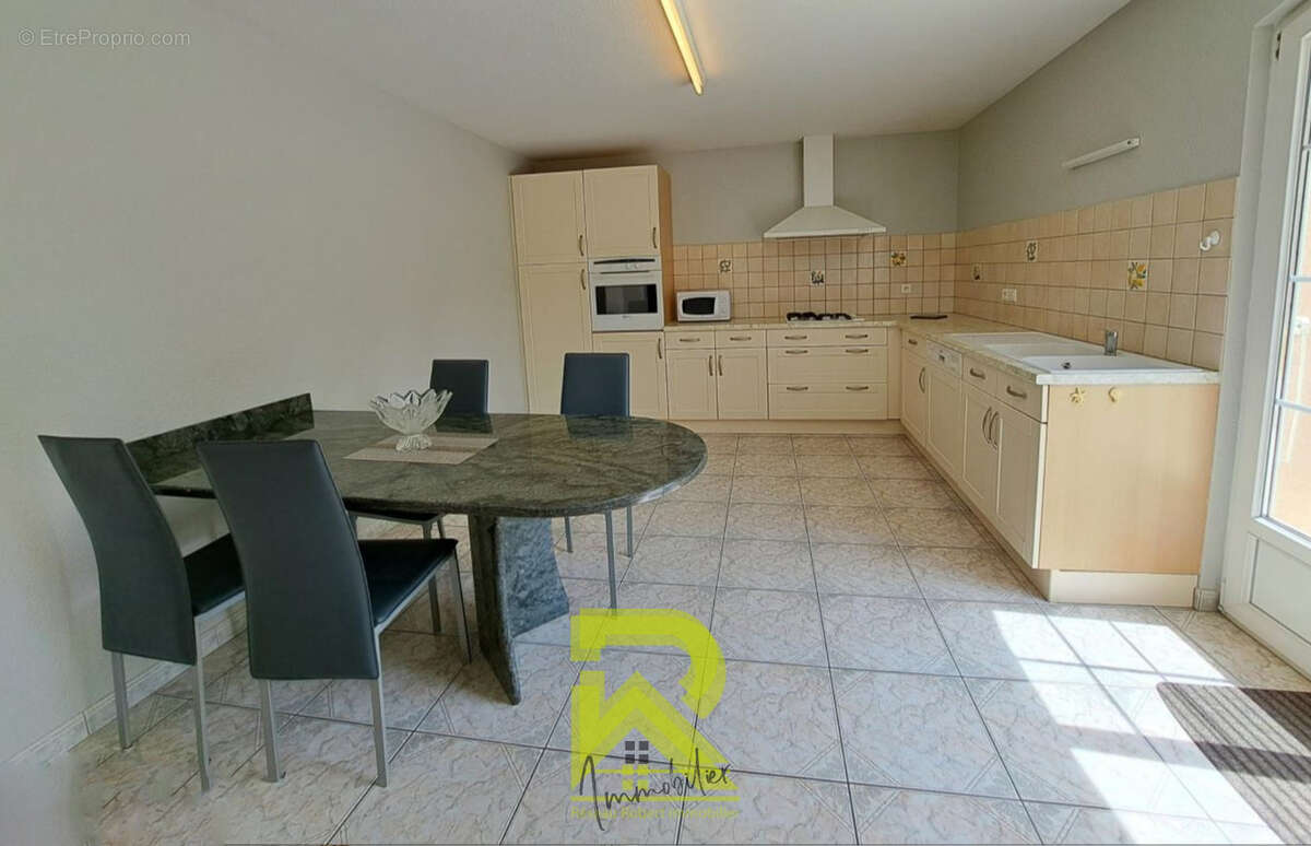 Maison à RIBAUTE