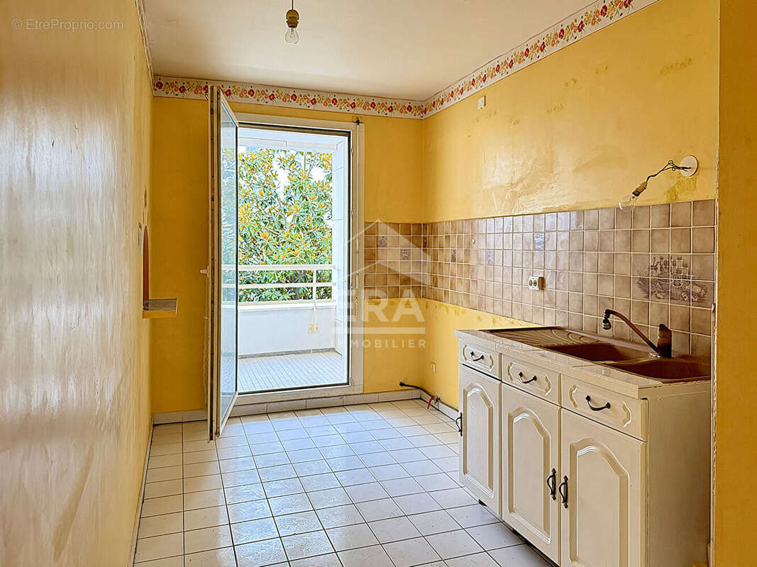 Appartement à LEVALLOIS-PERRET