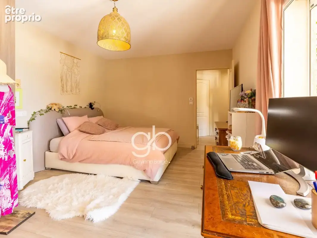 Villa PMR 4 chambres - Vue dégagée, piscine, jacuzzi - photo 12