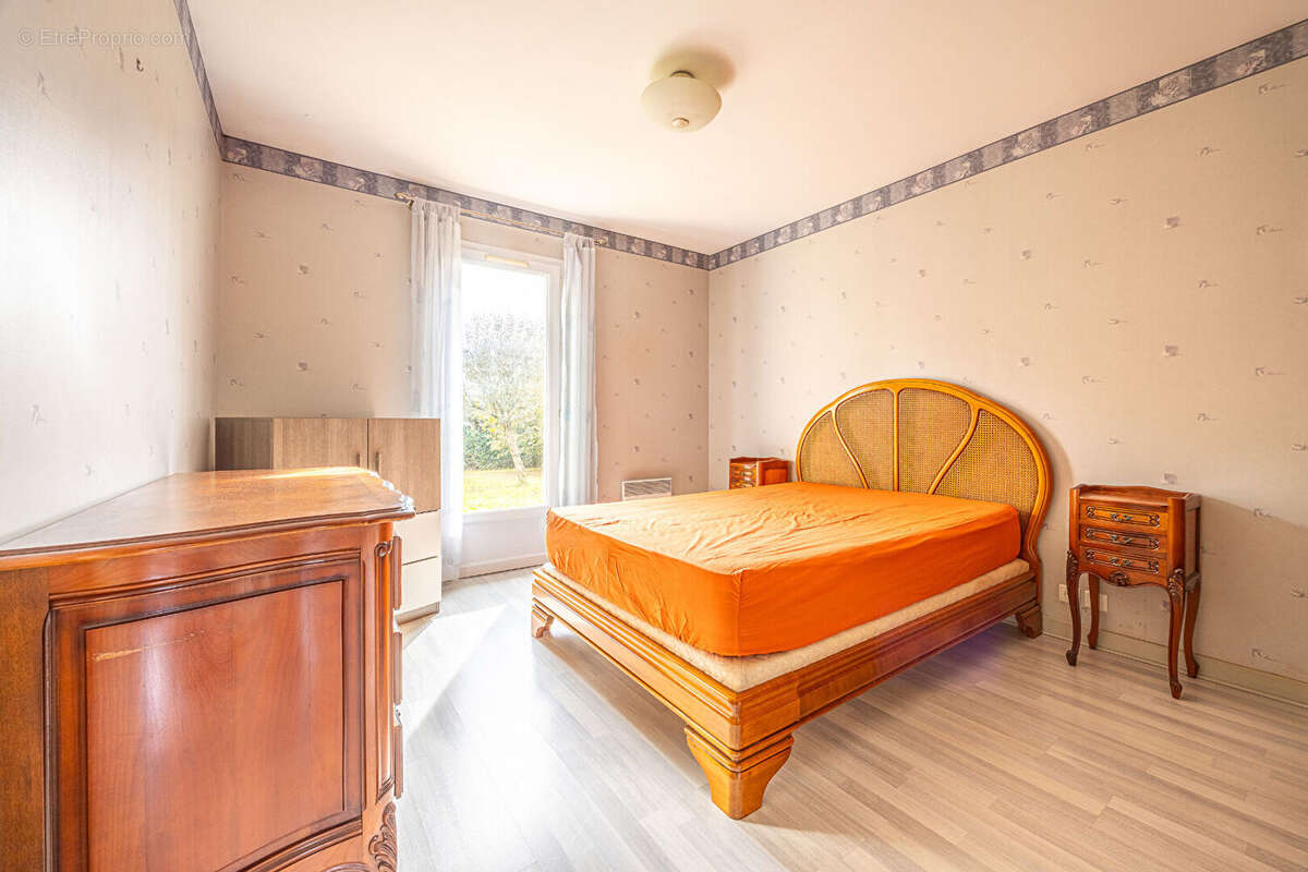 Maison à SAINT-GELAIS