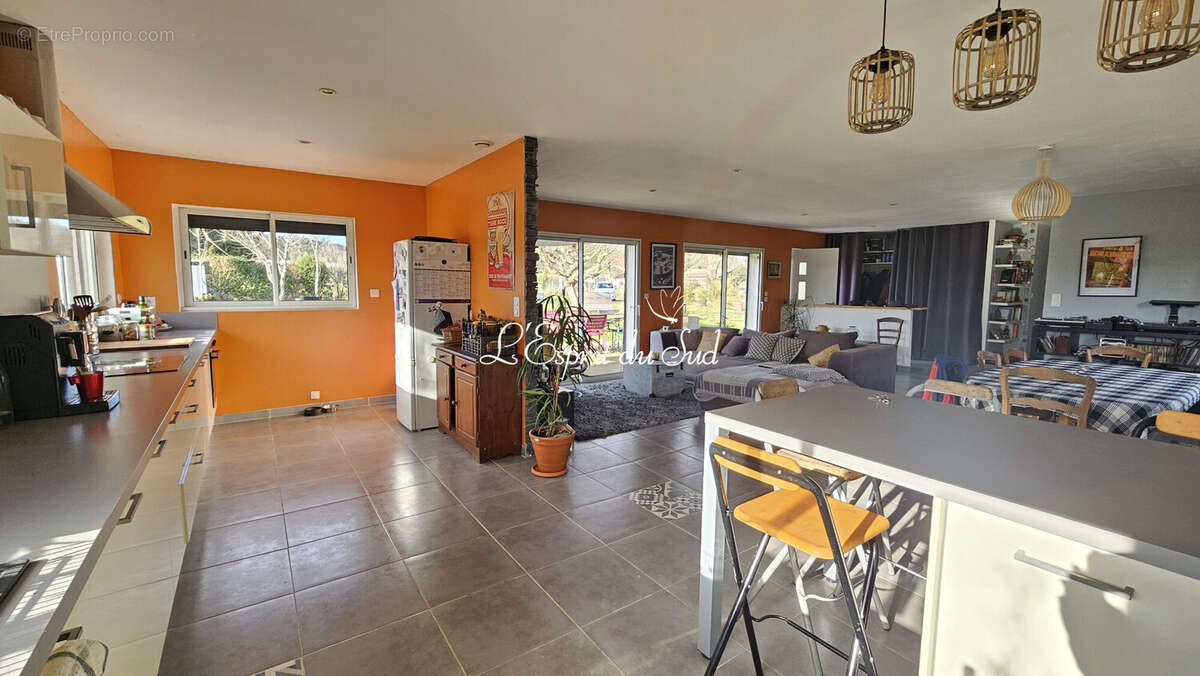 Maison 130 m² à Rabastens  - photo 5
