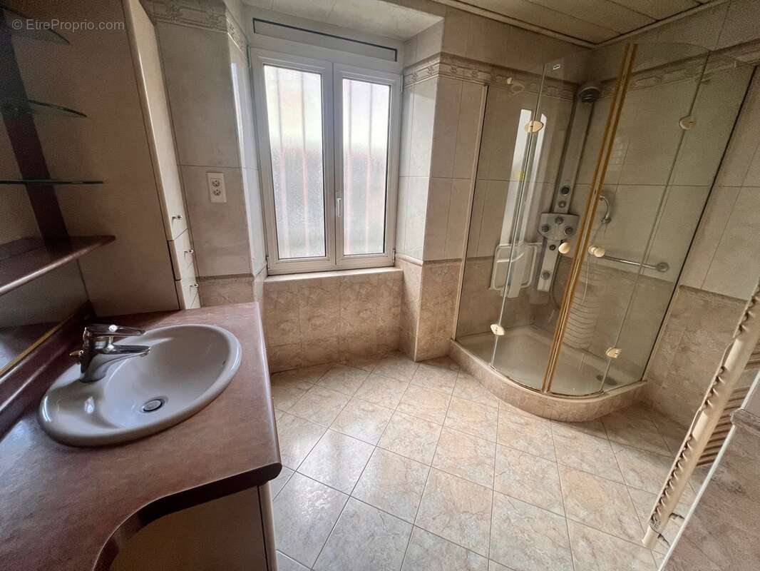 Appartement à CHATENOIS