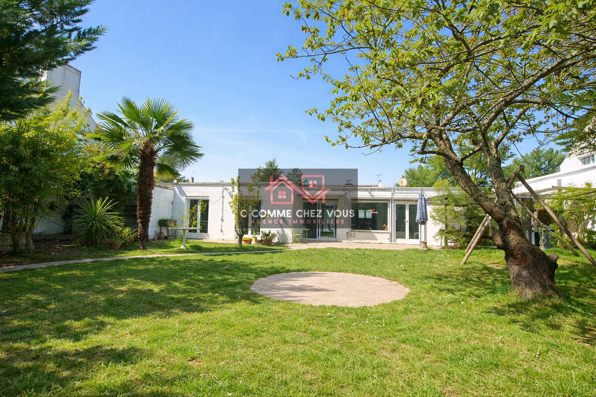 Maison à OZOIR-LA-FERRIERE