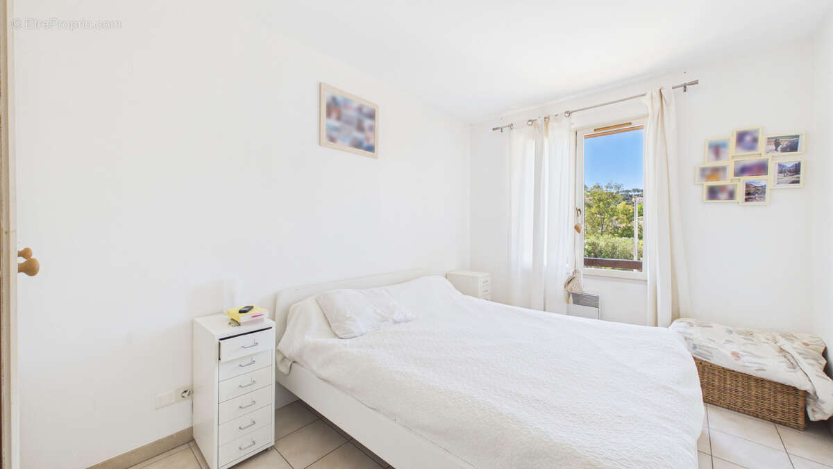 Maison à CARQUEIRANNE