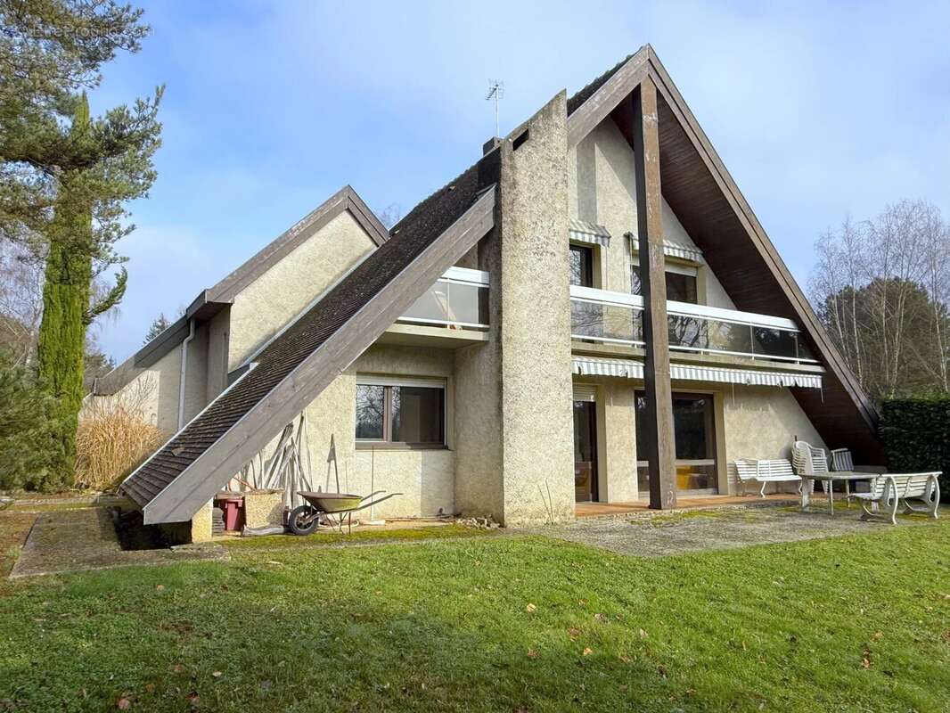 Maison à DRACY-LE-FORT