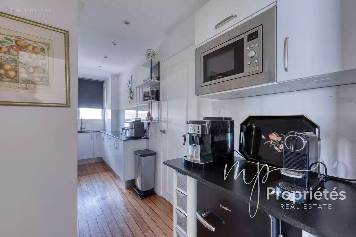 Appartement à HYERES