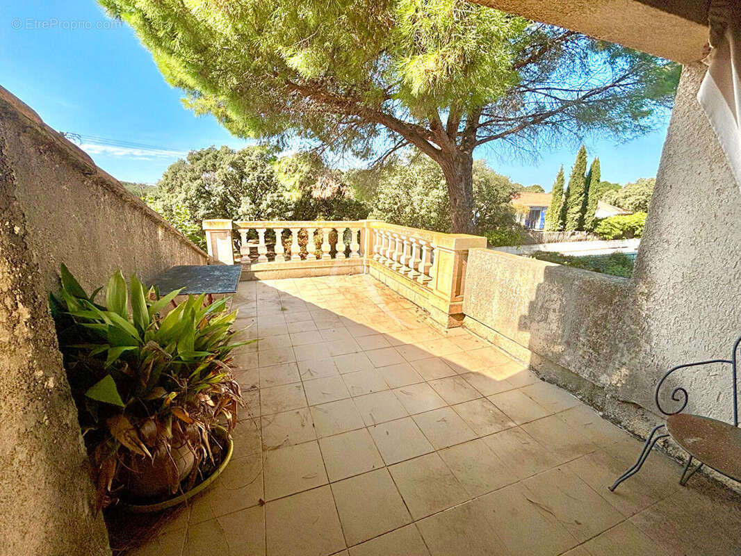 Maison à VILLEVEYRAC