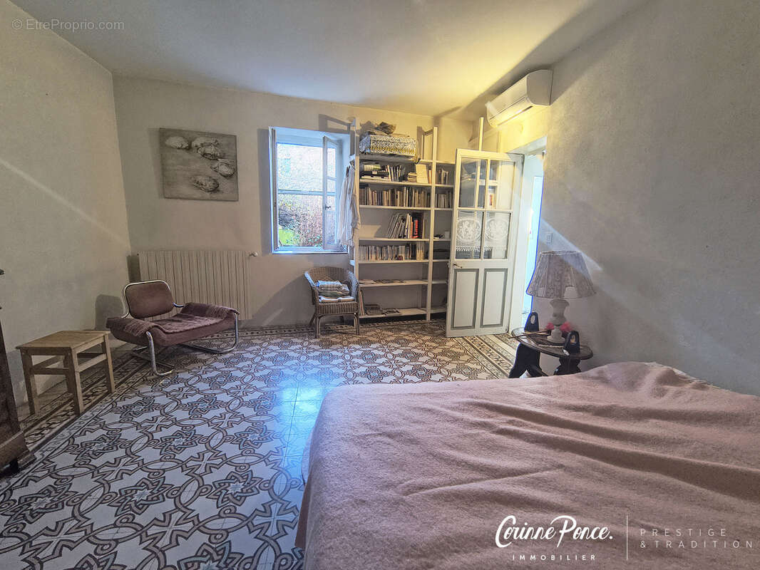 Maison à NIMES