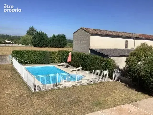 Une maison de charme dans un village très prisé - photo 2