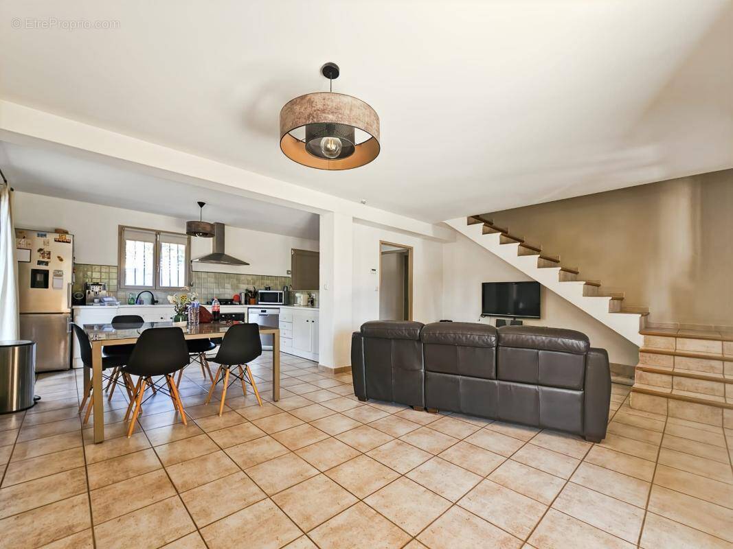 Maison à UZES