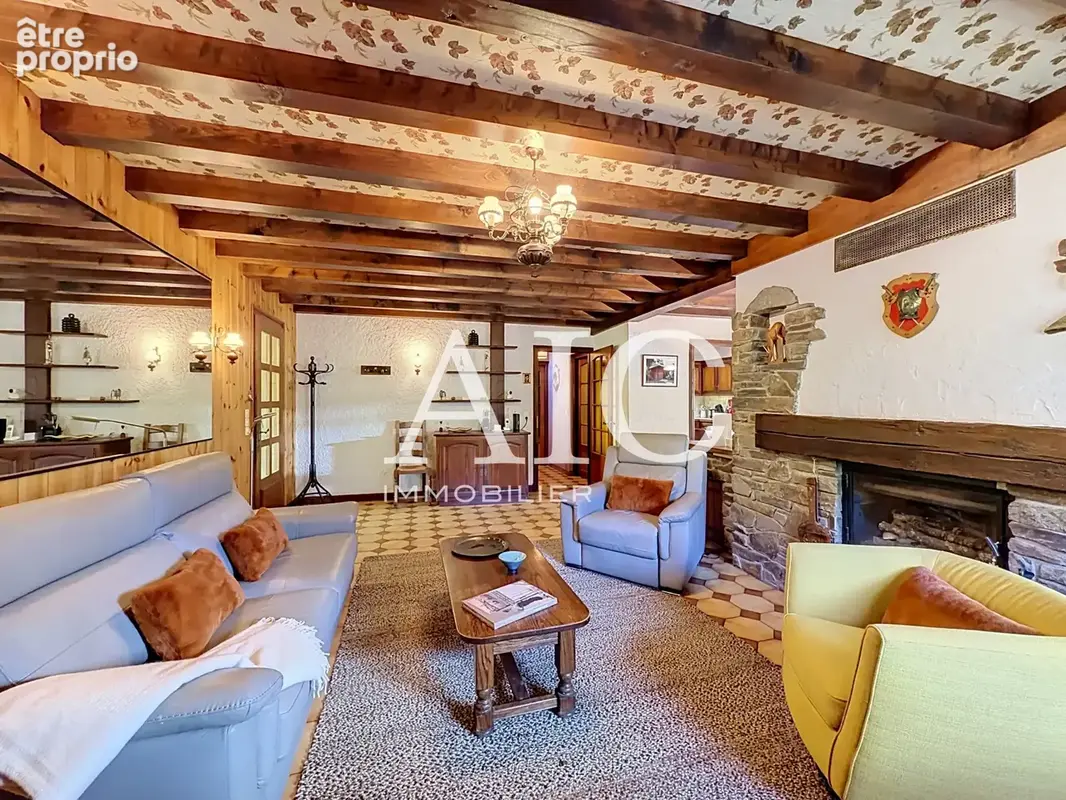 Chalet avec beau terrain de 1 636 m2, tres belle vue sur le du mont-blanc - photo 2