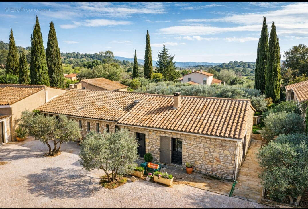 Maison à EYGALIERES