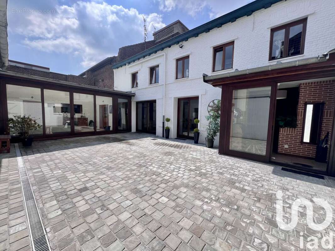 Photo 2 - Maison à GONDECOURT