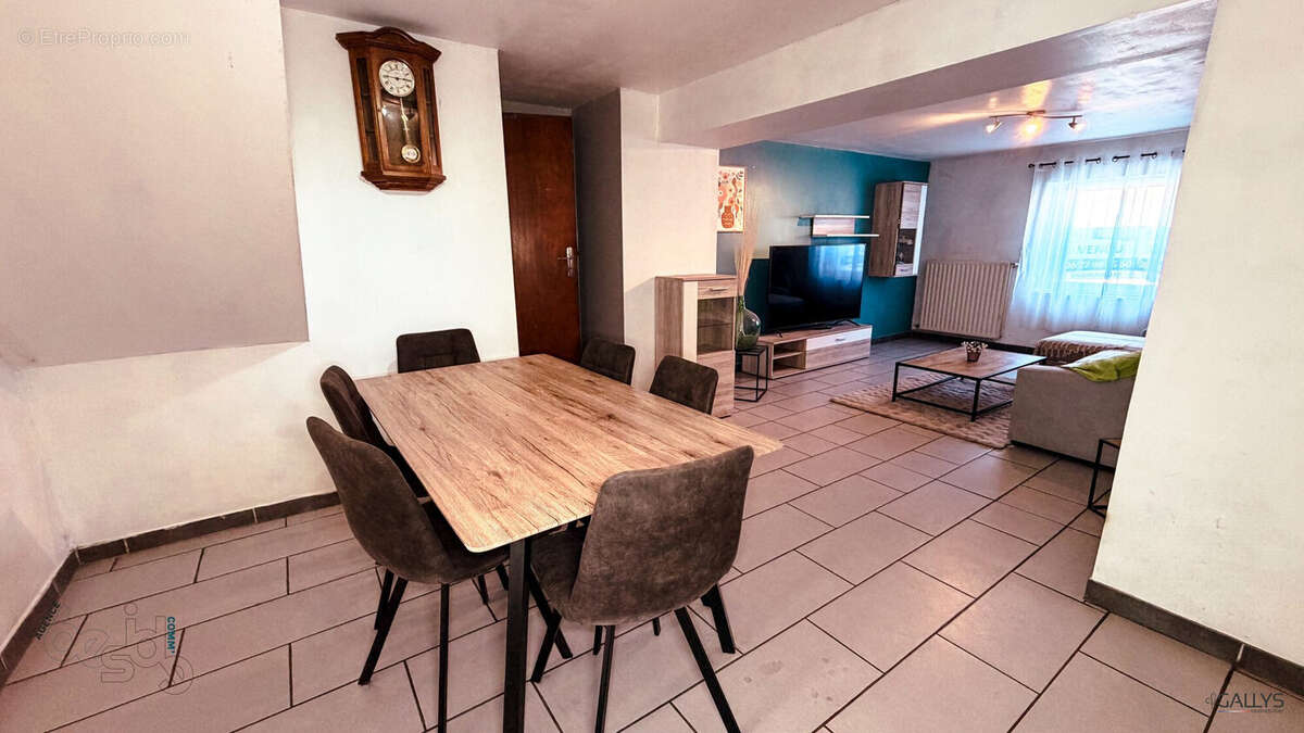 Maison à OUDRENNE