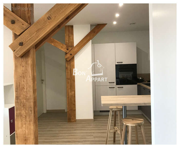 Appartement à LEXY